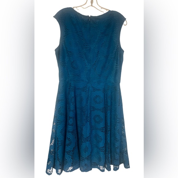 London Style Collection Turquoise circle Lace Overlay Sleeveless Dress sz14 - Picture 4 of 16